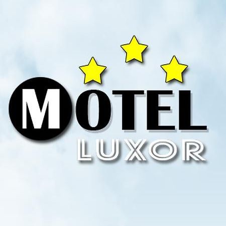 Motel Luxor Visoko Exteriör bild